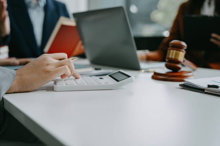 Avocat fiscaliste à Nice : vos contrôles fiscaux enfin sécurisés !